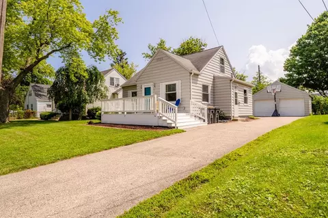 2623 Botham Ct, St. Joseph, MI 49085