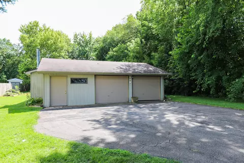 21409 Sail Bay Dr, Calvin, MI 49031