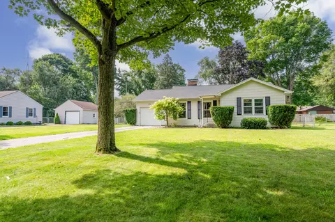 612 Montezuma Rd, St. Joseph, MI 49022