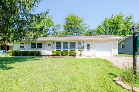 519 Waverly Dr, Benton, MI 49022