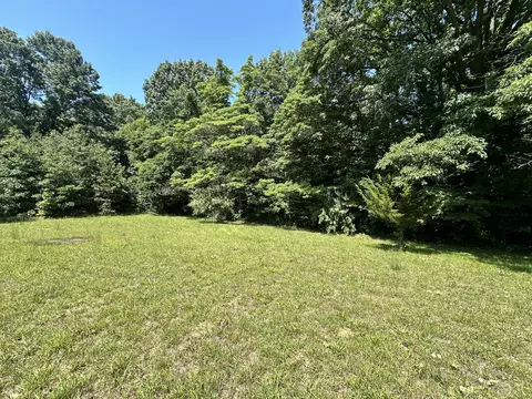 3173 Monte Bella Dr, Benton, MI 49022