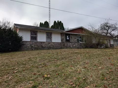 18096 Fox St, Vandalia, MI 49095