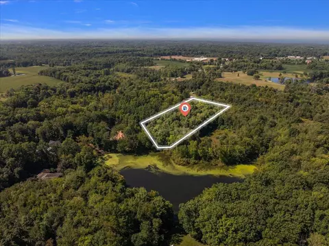 2229 64th St, Ganges, MI 49408