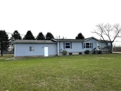 45759 Paw Paw Rd, Paw Paw, MI 49079