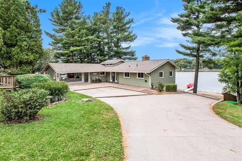 67664 Thunderbird Dr, Sherman, MI 49091