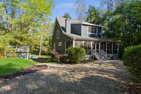 18799 Old Field Rd, New Buffalo, MI 49117
