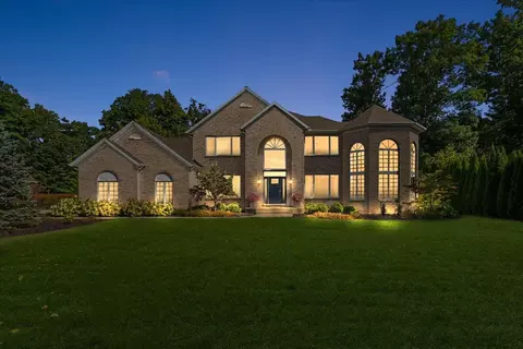 351 River Run Dr, Royalton, MI 49085