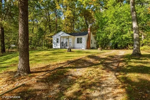 66900 M 62, Jefferson, MI 49112