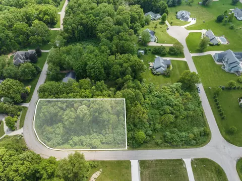38 Maple Wood, Jefferson, MI 49112