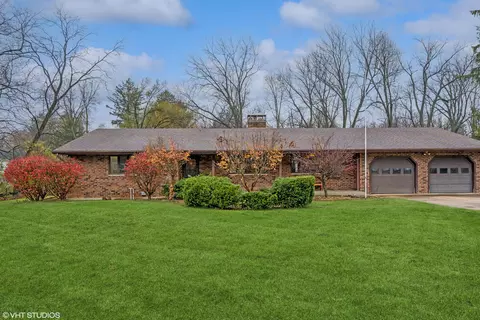 531 Hawthorne Ln, Niles, MI 49120