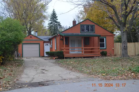 479 Chippewa Rd, St. Joseph, MI 49022