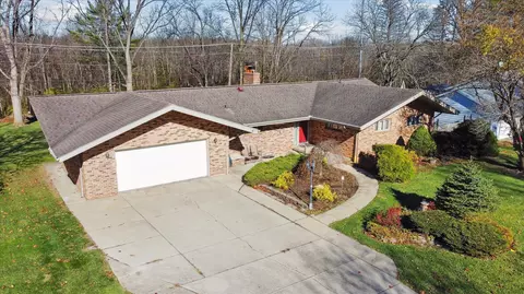 1453 Sioux Trl, Niles, MI 49120