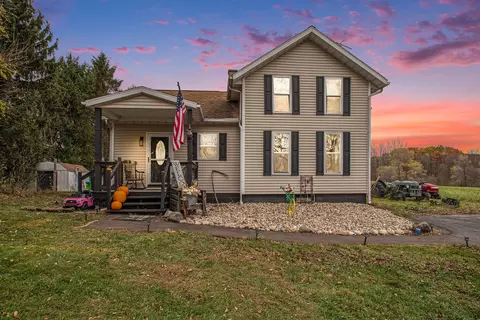 9415 Meadowbrook Rd, Bainbridge, MI 49111