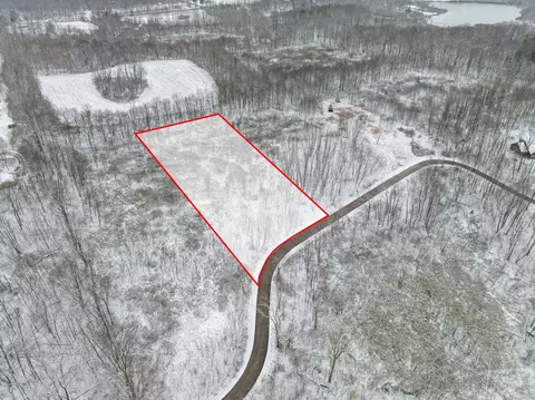 long lake drive unit: #14, Calvin, MI 49031