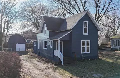 205 Courtland St, Dowagiac, MI 49047