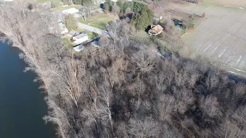 4166 River Rd, Sodus, MI 49126