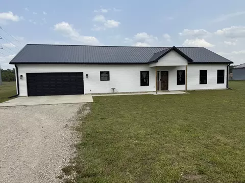 2505 S Vankal St, Mattawan, MI 49071