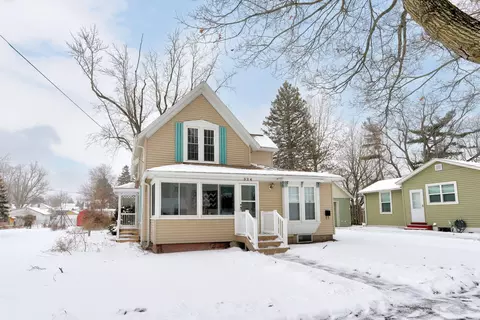 324 S Haven St, South Haven, MI 49090