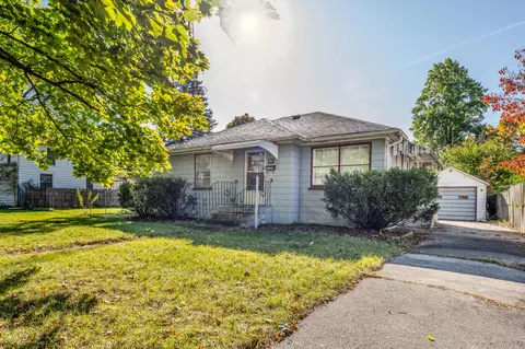 116 Sherwood St, Dowagiac, MI 49047
