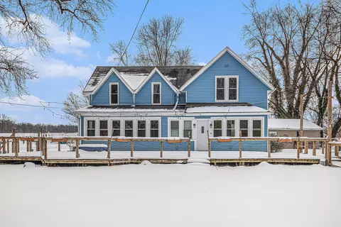 2682 Red Arrow Hwy, Benton, MI 49022