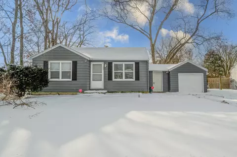 280 Helmar Ct, Benton, MI 49022