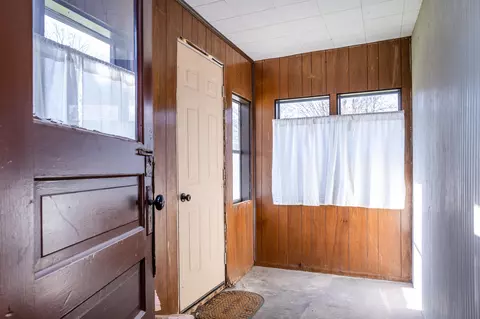 853 Paw Paw Ave, Benton, MI 49022