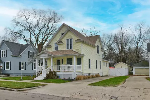 728 Oak St, Niles, MI 49120