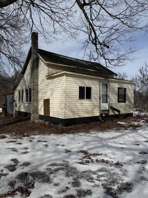 36634 Co Rd 669, Decatur, MI 49045