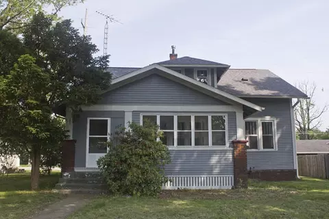 307 New York Ave, Dowagiac, MI 49047