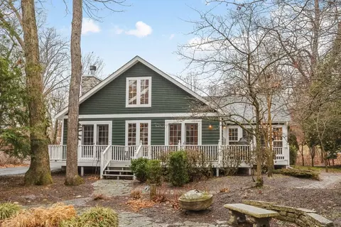 49206 Howard Ave, Grand Beach, MI 49117