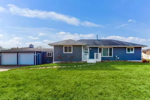 3892 Snow Rd, Lake, MI 49106