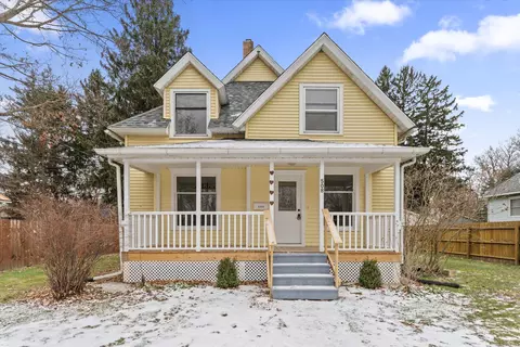 508 E Water St, Cassopolis, MI 49031