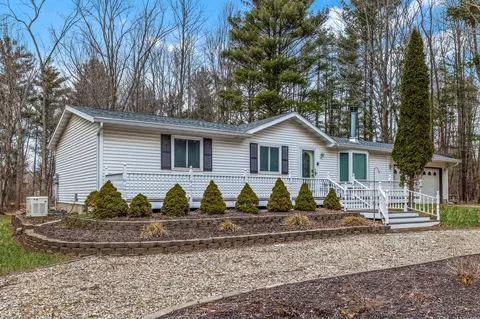6065 Migiel Ln, Chikaming, MI 49125