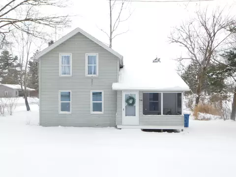 401 School St, Decatur, MI 49045