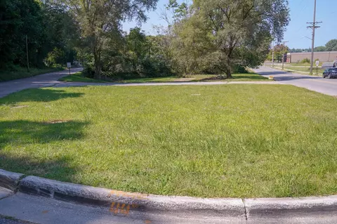 300 W Empire Ave, St. Joseph, MI 49022