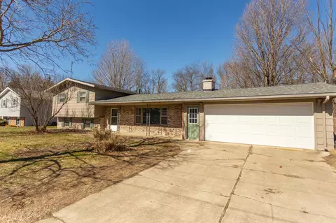 629 Joining Rd, Royalton, MI 49085
