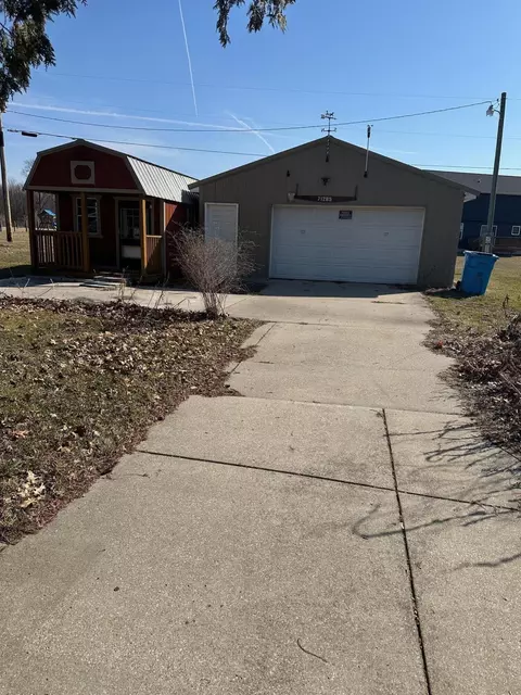 71285 5 Points Rd, Mason, MI 49112
