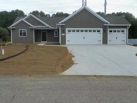 8237 Buck Ave, Galesburg, MI 49053
