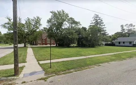 809 Mcallister St, Benton Harbor, MI 49022