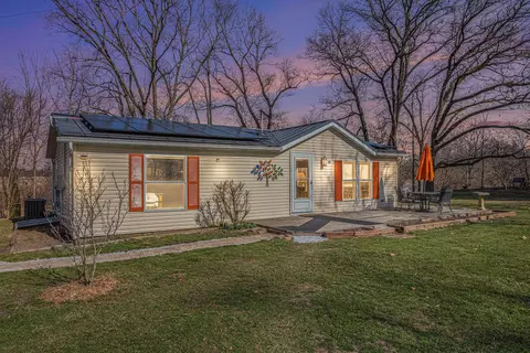21084 Mount Zion St, Calvin, MI 49031