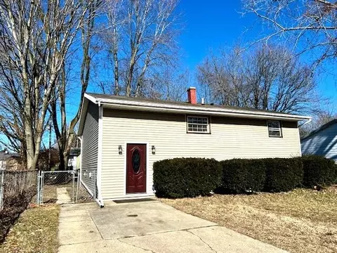 243 Pollard Ave, Benton, MI 49022