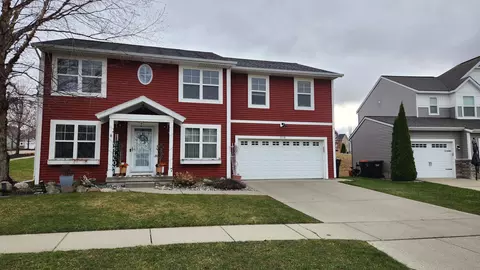 2718 Red Bud Dr, Zeeland, MI 49464