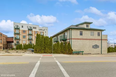 1117 Broad St UNIT ST, St. Joseph, MI 49085