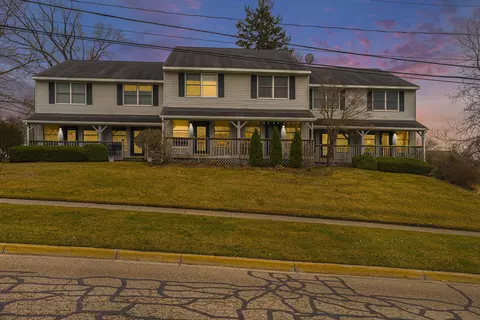 650 Conger St UNIT SOUTH, South Haven, MI 49090