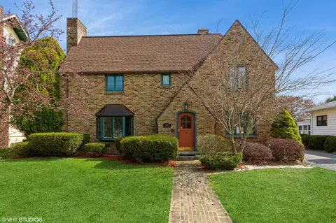 749 Pipestone St, Benton Harbor, MI 49022