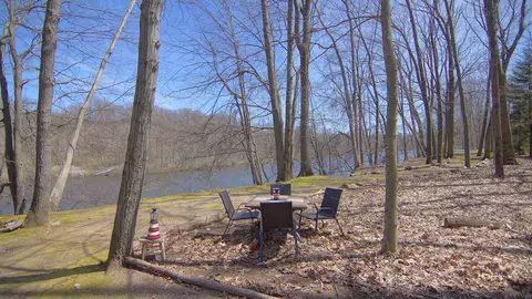 4336 Hills Haven Rd, Buchanan, MI 49107