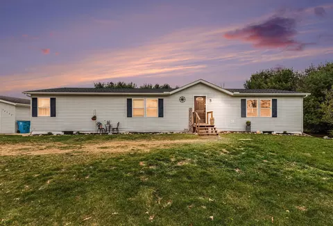 54200 Atwood Rd, Wayne, MI 49047