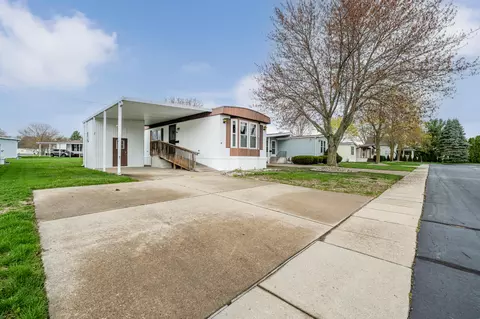 3017 Johnson Road Unit Rd #81, Stevensville, MI 49127