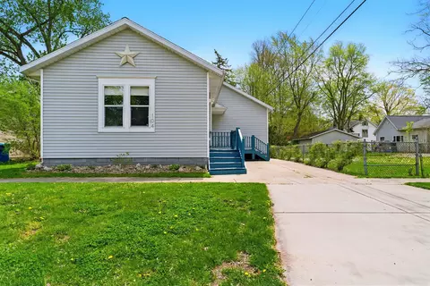 104 W Julius St, Berrien Springs, MI 49103