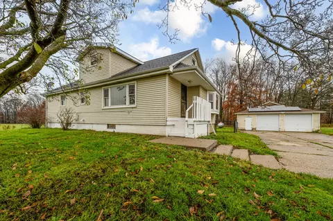 5189 W Us Highway 12, Three Oaks, MI 49128